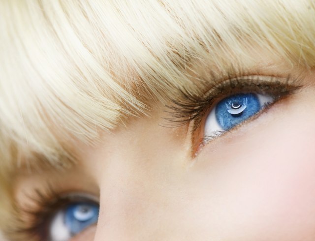 Oči kod pacijenata mogu da otkriju simptome dugog kovida